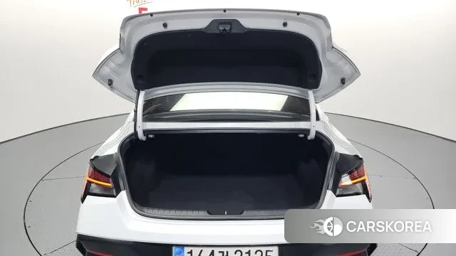 Hyundai The New Avante (CN7) id 3347355 из Кореи 11