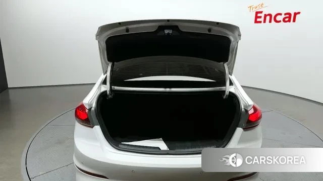 Hyundai Avante AD id 3563237 из Кореи 11