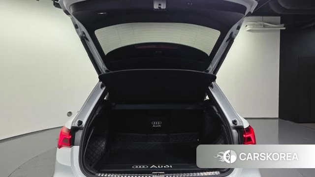Audi Q3 (F3) id 4715923 из Кореи 11