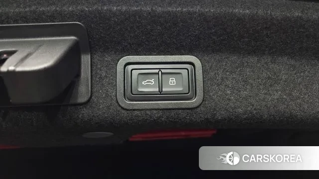 Audi A6 (C8) id 3442942 из Кореи 11