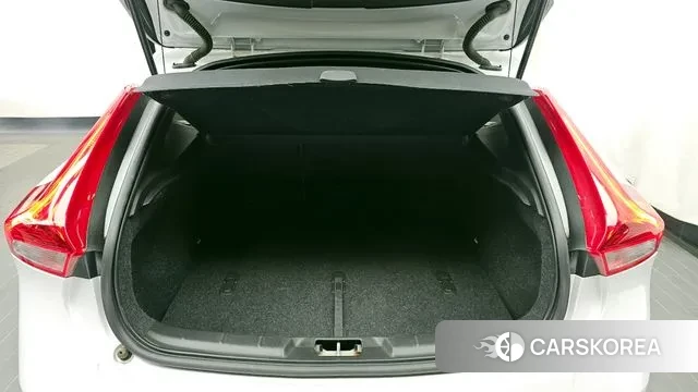 Volvo V40 id 3682664 из Кореи 11