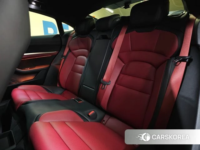 Porsche Taycan id 4321703 из Кореи 11