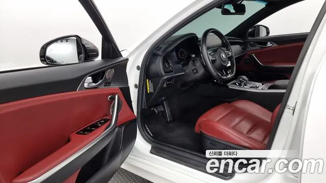 Kia Stinger id 2757358 из Кореи 11