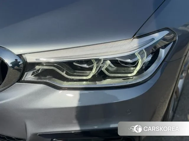 BMW 5 Series (G30) id 3593461 из Кореи 11