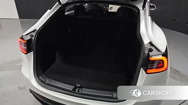 Tesla Model Y id 3596857 из Кореи 11