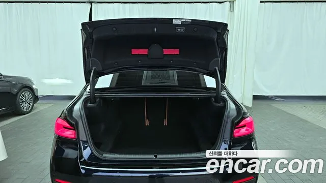 BMW 5 Series (G30) id 2640417 из Кореи 11