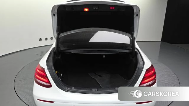 Mercedes-Benz E-Class W213 id 4794953 из Кореи 11