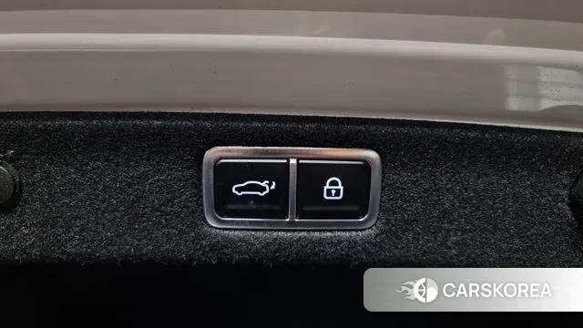 Hyundai Grandeur (GN7) id 2211121 из Кореи 11