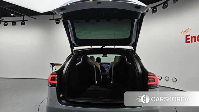 Tesla Model X id 4429575 из Кореи 11