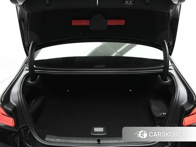 BMW 5 Series (G30) id 3852034 из Кореи 11