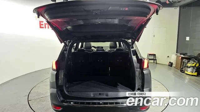 Peugeot 5008 second generation id 2896983 из Кореи 11