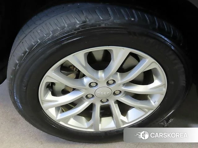 Jeep Cherokee (KL) id 4717808 из Кореи 11