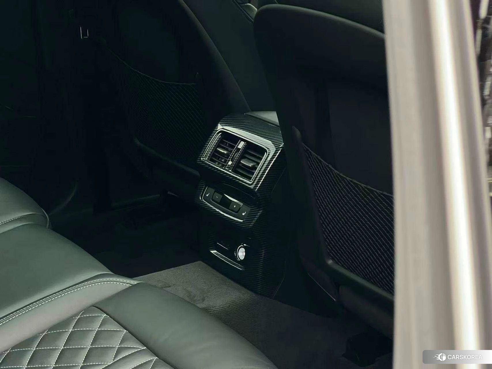 Audi Q5L Sportback id 4440521 из Китая 11