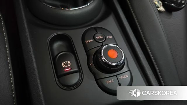 Mini Cooper Clubman id 4672442 из Кореи 11