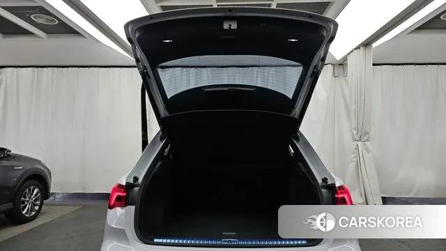 Audi Q3 (F3) id 3726625 из Кореи 11