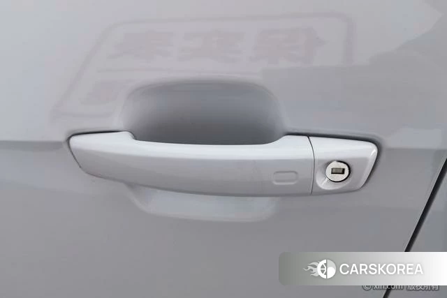 Audi Q2L id 4212274 из Китая 11