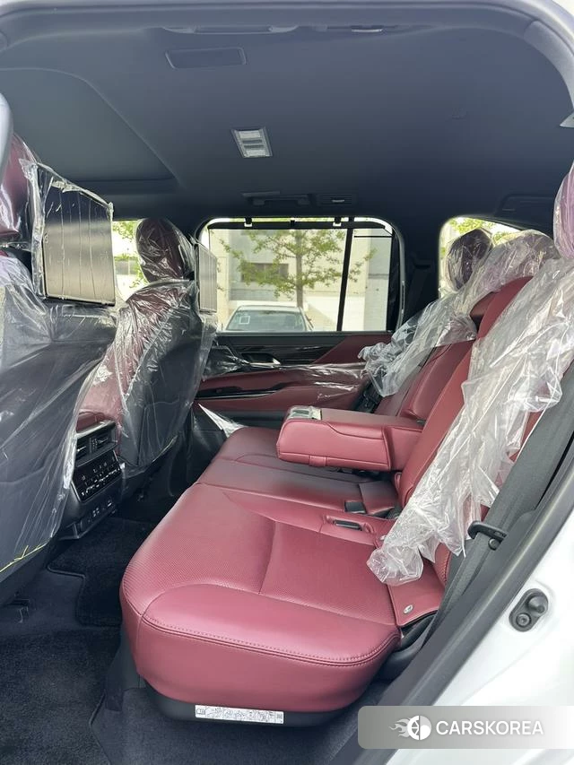 Lexus LX id 4367064 из Китая 11