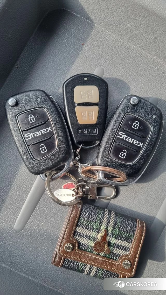 Hyundai The New Grand Starex id 4563164 из Кореи 11