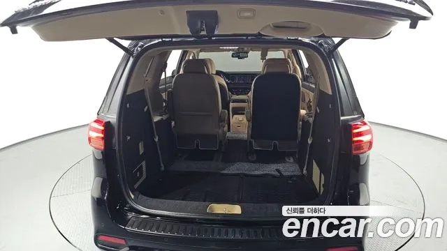 Kia The New Carnival id 2912906 из Кореи 11