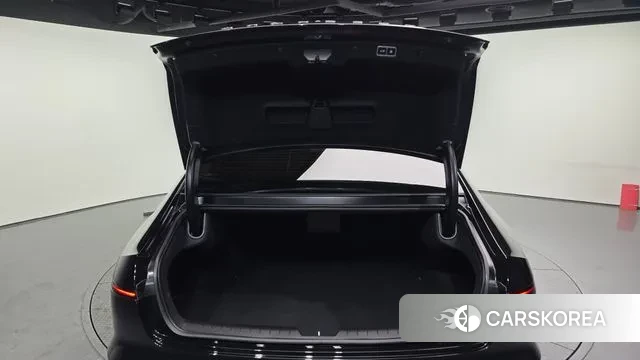 Hyundai Grandeur (GN7) id 3599936 из Кореи 11