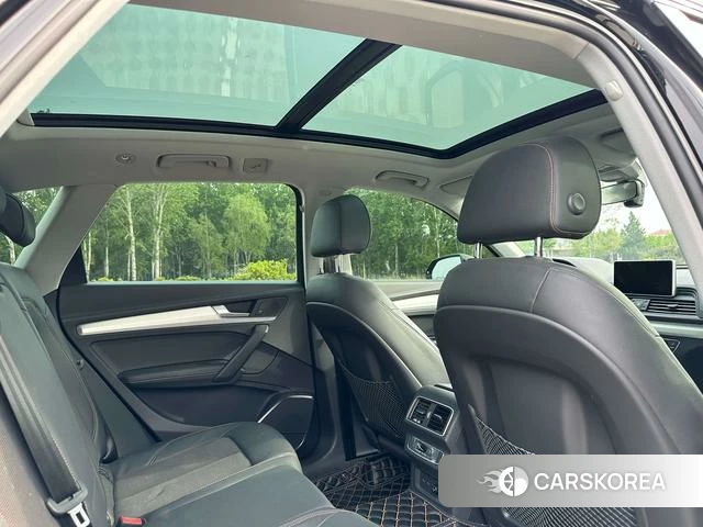 Audi Q5L id 4208864 из Китая 11