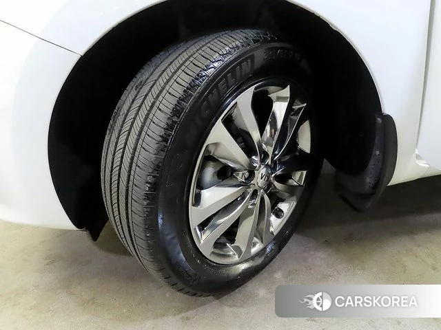 Kia All New Carnival id 4390600 из Кореи 11