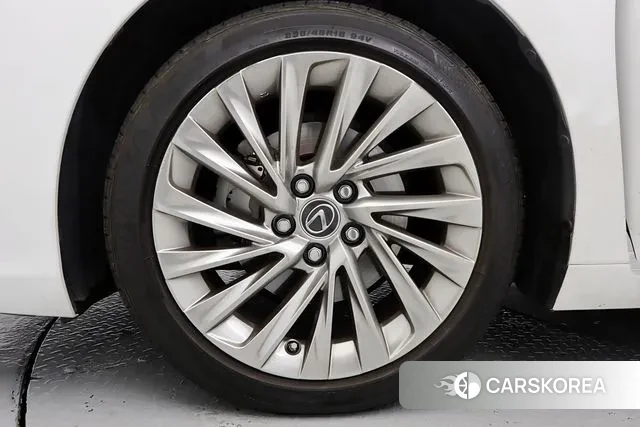 Lexus ES300h 7th generation id 3251758 из Кореи 11