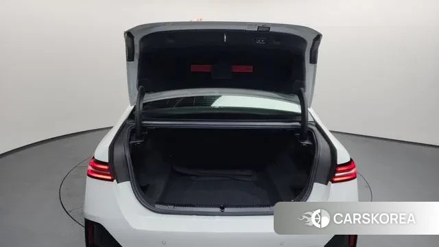 BMW 5 Series (G60) id 3523529 из Кореи 11