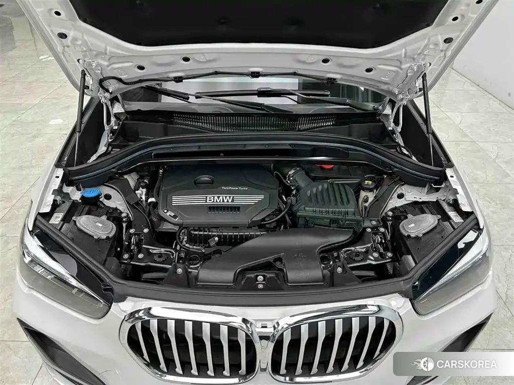 BMW X1 id 4576338 из Китая 11