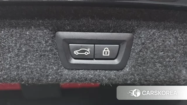 BMW 5 Series (G30) id 3759461 из Кореи 11