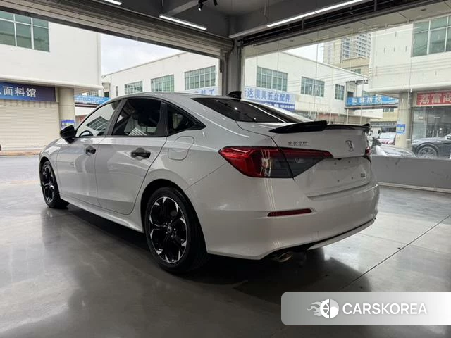 Honda Civic id 4299599 из Китая 11