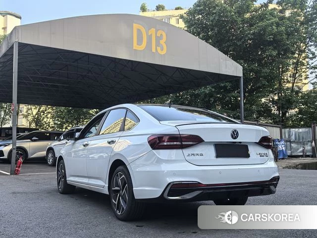 Volkswagen Lavida id 4275654 из Китая 11