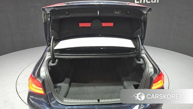 BMW 5 Series (G30) id 3845385 из Кореи 11