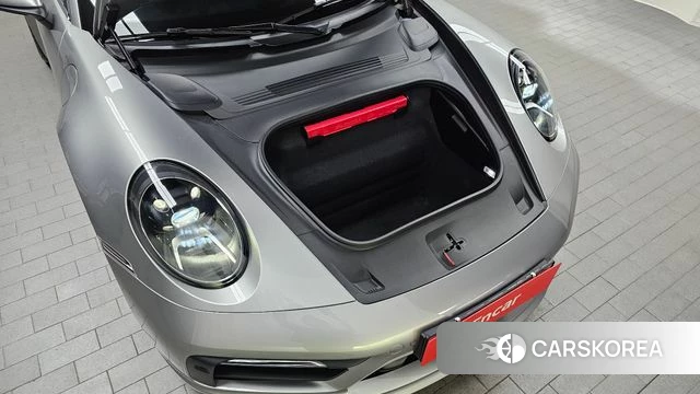 Porsche 911(992) id 4325031 из Кореи 11
