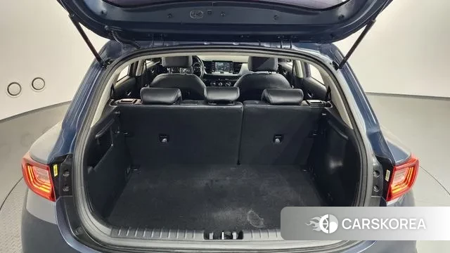 Kia Stonic id 3656931 из Кореи 11