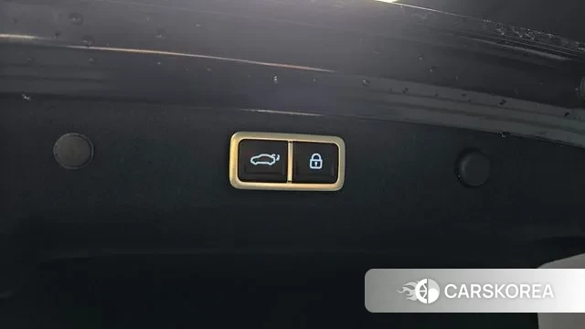 Hyundai Grandeur (GN7) id 3764116 из Кореи 11