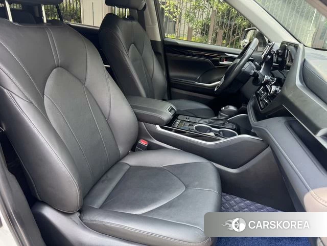 Toyota Highlander id 4215195 из Китая 11