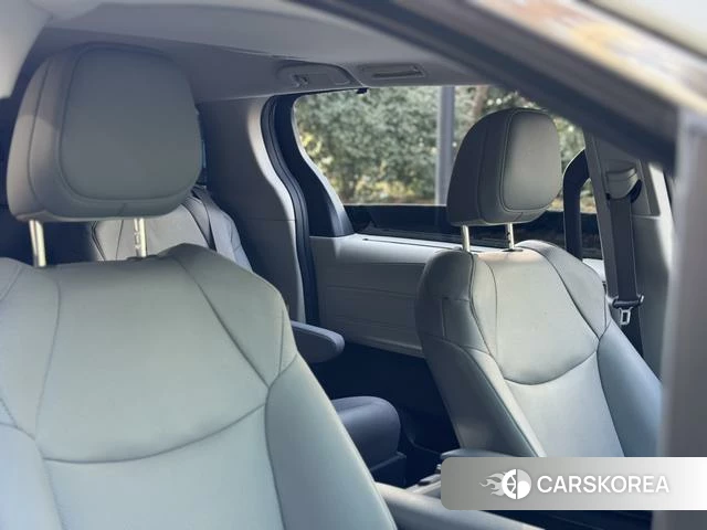 Toyota Saina id 4260666 из Китая 11