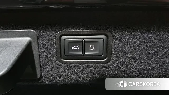 Audi S8 (D5) id 3519723 из Кореи 11