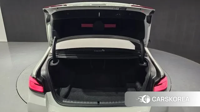 BMW 5 Series (G30) id 3415784 из Кореи 11