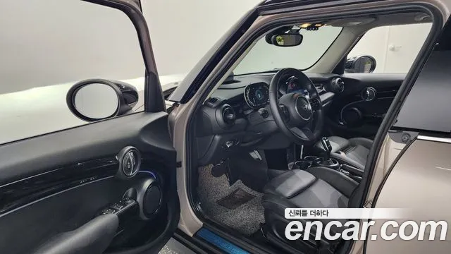 Mini Cooper S id 2702912 из Кореи 11