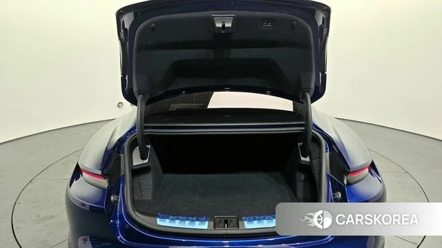 Porsche Taycan id 3839788 из Кореи 11