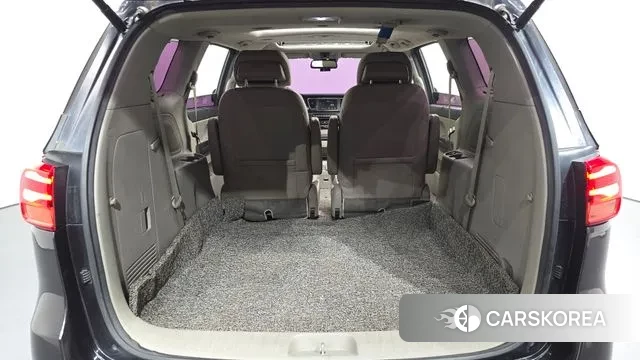 Kia The New Carnival id 2344039 из Кореи 11