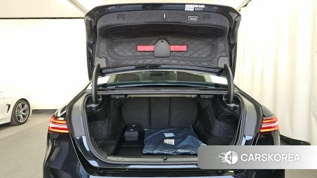 BMW 5 Series (G60) id 3921603 из Кореи 11