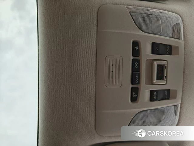 Toyota Corolla id 4265904 из Китая 11