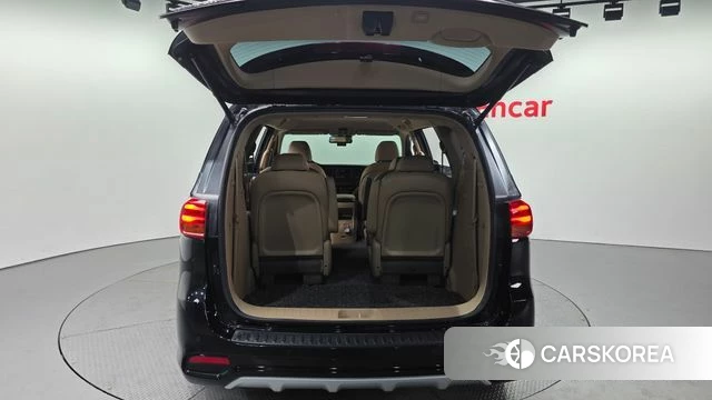 Kia The New Carnival id 4188452 из Кореи 11