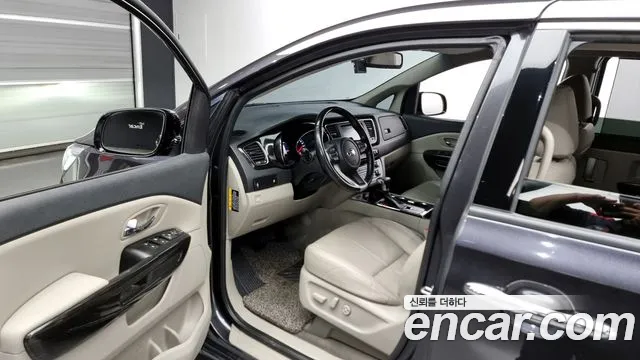 Kia The New Carnival id 2790656 из Кореи 11