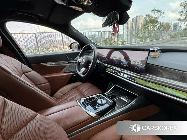 BMW 7 series id 4265478 из Китая 11