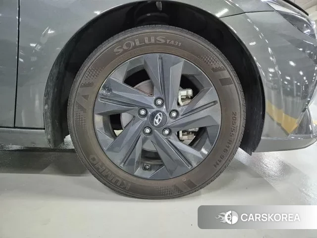 Hyundai Avante (CN7) id 3411013 из Кореи 11