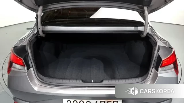 Hyundai Avante Hybrid (CN7) id 2960164 из Кореи 11